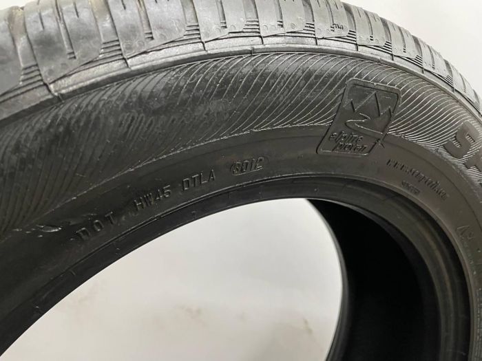 Шини Комплект Semperito 235/60 r18 xl зима Гума