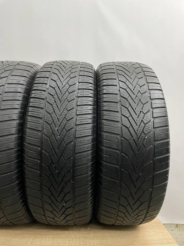 Шини Комплект Semperito 235/60 r18 xl зима Гума