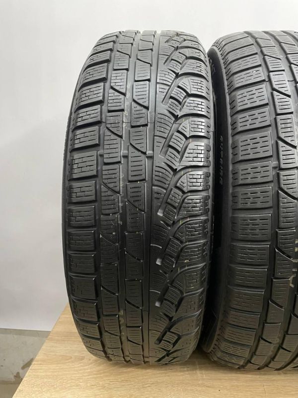 Шини Комплект Pirelli 205/65 r17зима Гума
