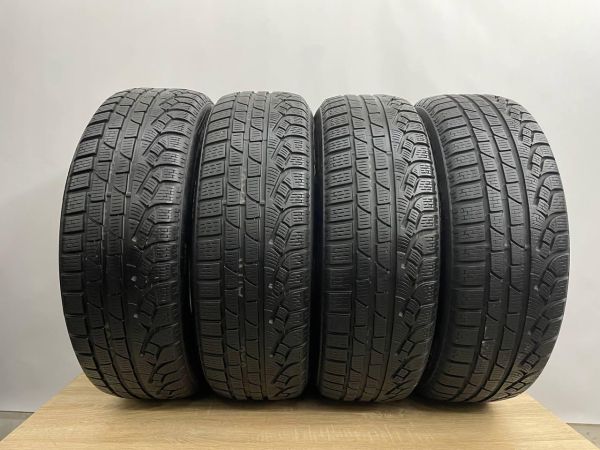 Шини Комплект Pirelli 205/65 r17зима Гума