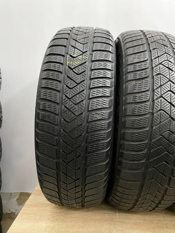 Шини Комплект Pirelli 205/60 r17 зима Гума