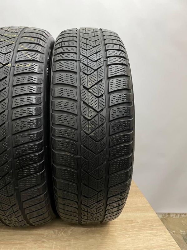 Шини Комплект Pirelli 205/60 r17 зима Гума