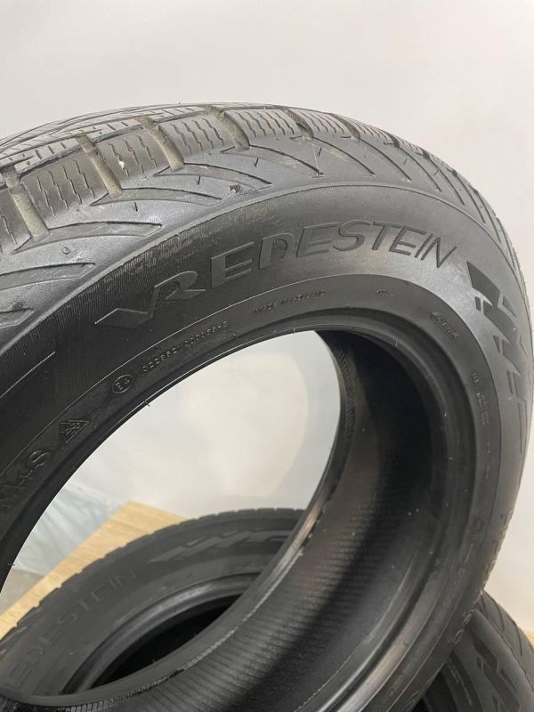 Шини Пара Vredestein 235/65 r17 зима Гума