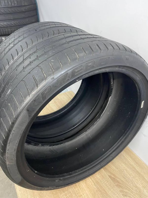 Шини Пара Pirelli 245/35 r20 Літо Гума на сезон