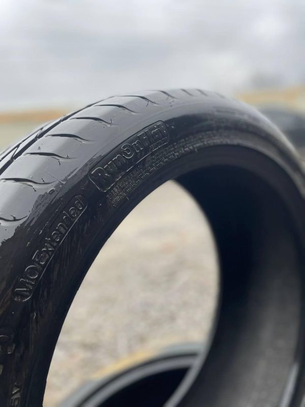 Шини Пара Goodyear 235/45 r19 run flat Літо Гума 7mm 2015 100 грн. / за 1 шт.