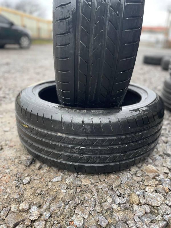 Шини Пара Goodyear 235/45 r19 run flat Літо Гума 7mm 2015 100 грн. / за 1 шт.