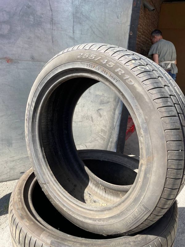 Pirelli 255/45 r19 2019 Lito