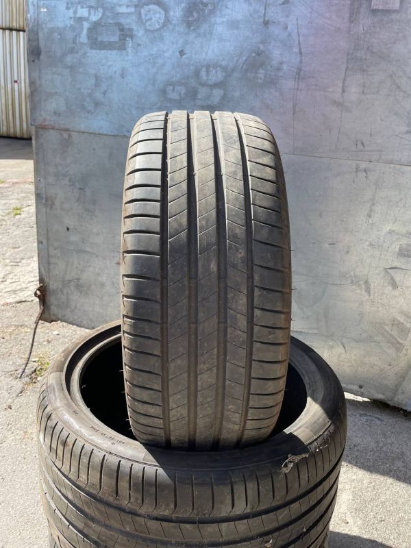 Bridgestone 255/40 r20 22p turanza
