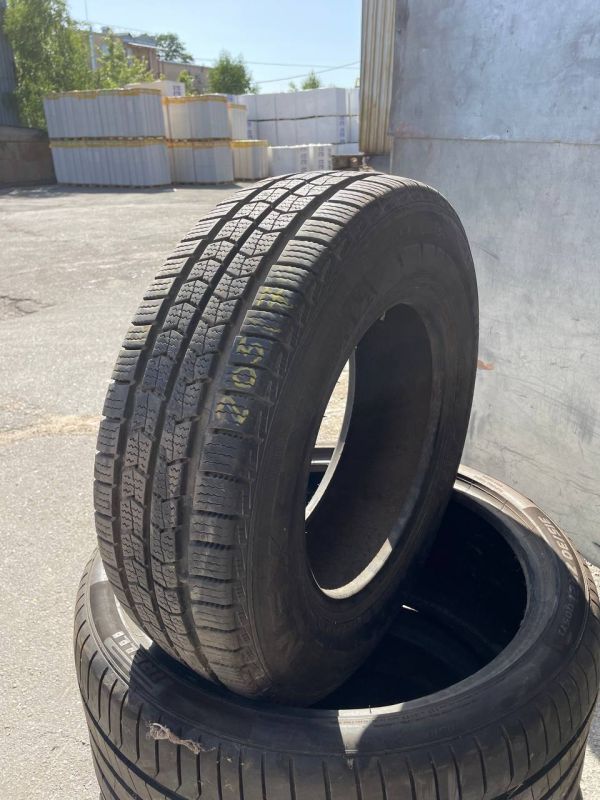 Nexen 205/70 r15c Vingard 2017