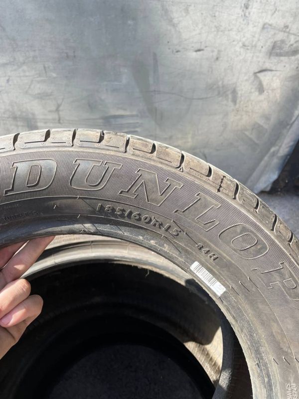 Dunlop 185/60 r15 sport