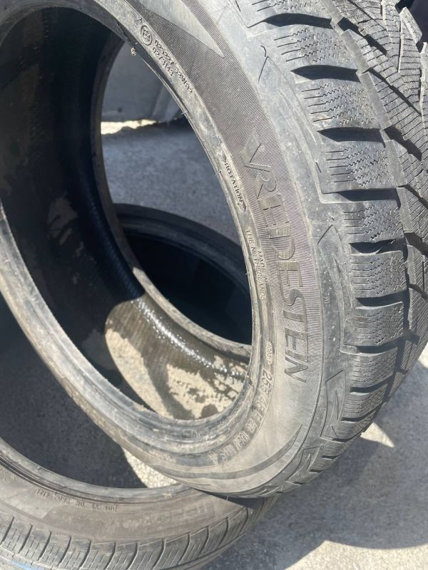 Vredstein 255/45 r20 