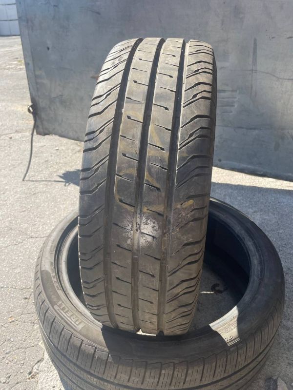 Continental 225/65 r16c
