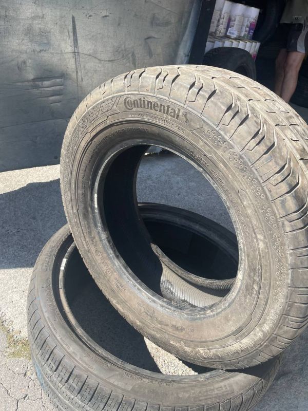 Continental 225/65 r16c