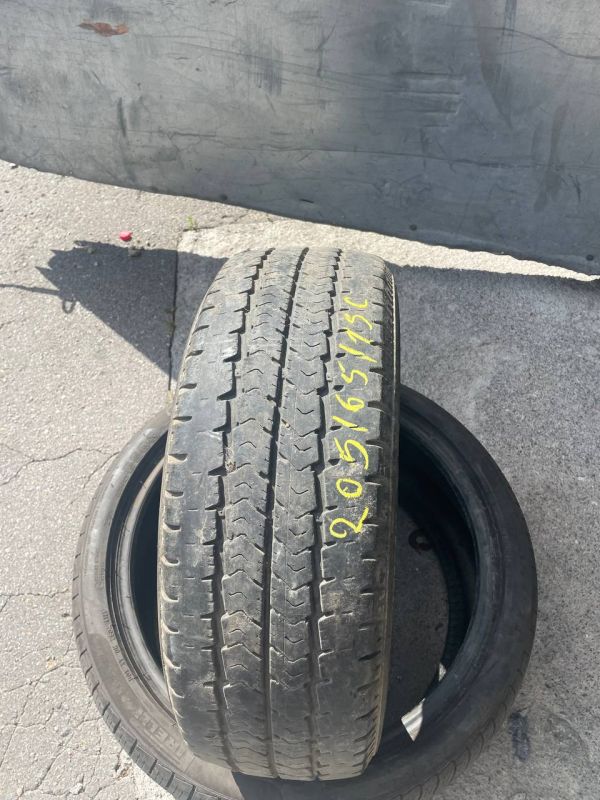 Matador 205/65 r15c 