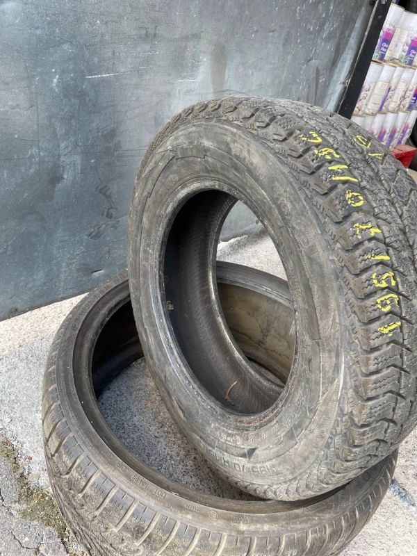 Continental 195/70 r15c 