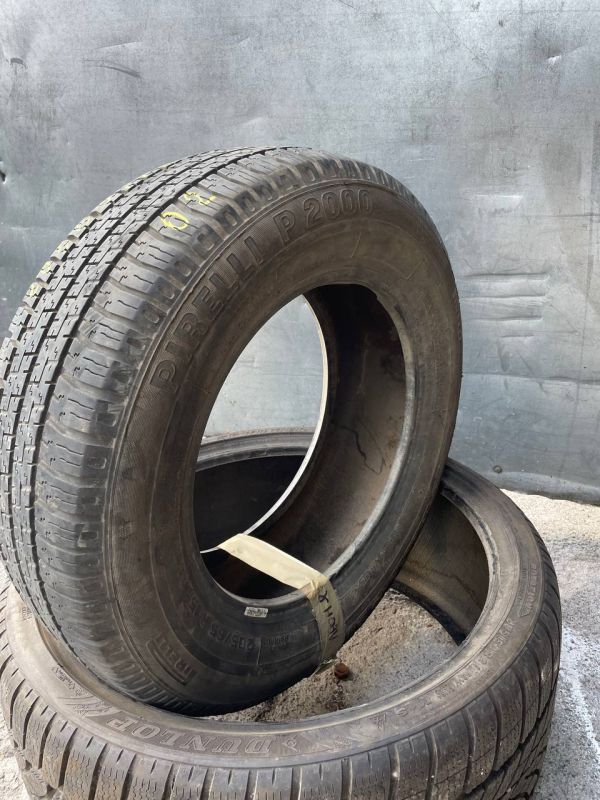 Pirelli 205/65 r15  700