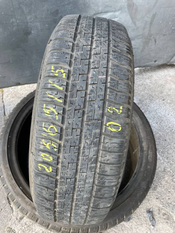 Pirelli 205/65 r15  700