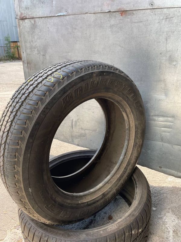 Bridgestone 255/60 r18