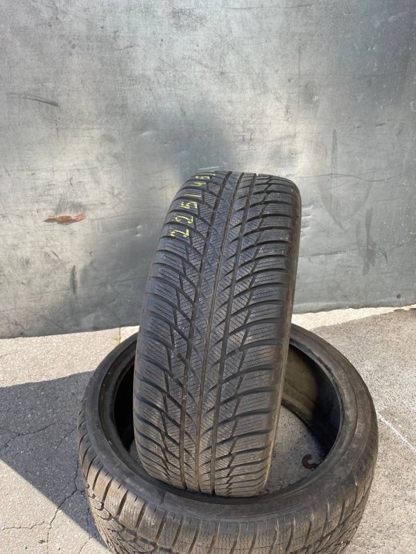Bridgestone 225/45 r19 