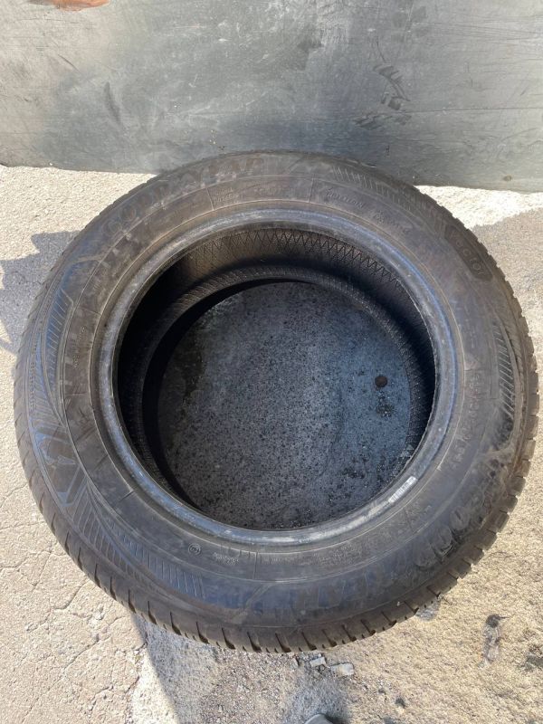 Goodyear 215/60 r16 2022 