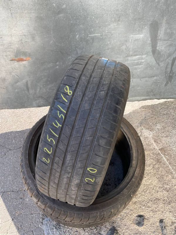 Bridgestone 225/45 r18 2020