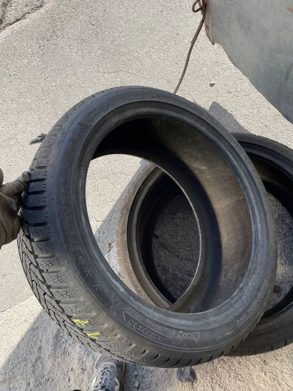 Dunlop 245/40 r18 2017p 