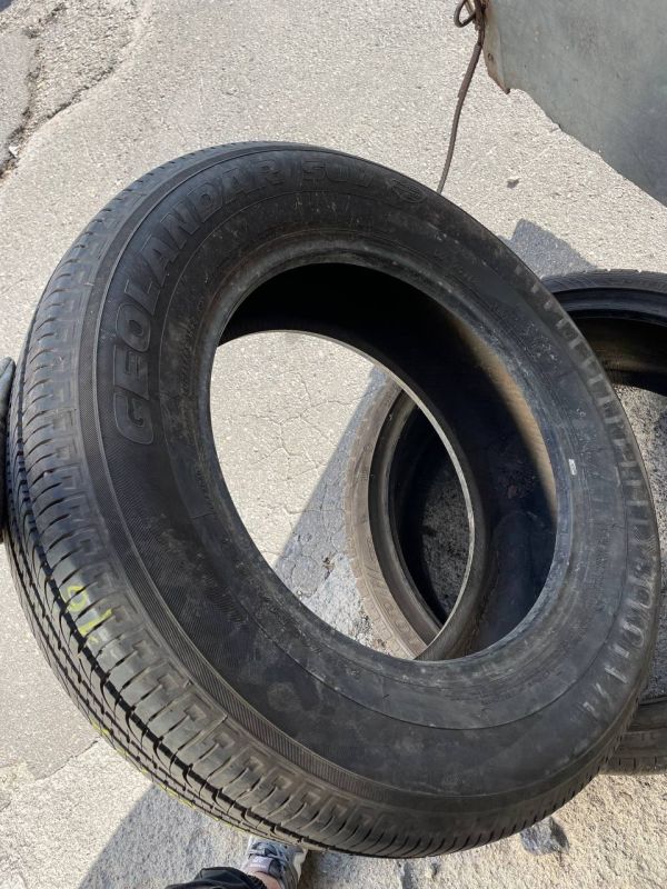 Yokohama 235/65 r17 2016