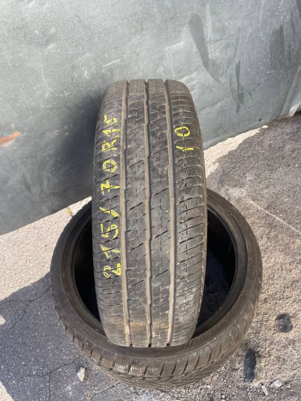 Continental 215/70 r15c