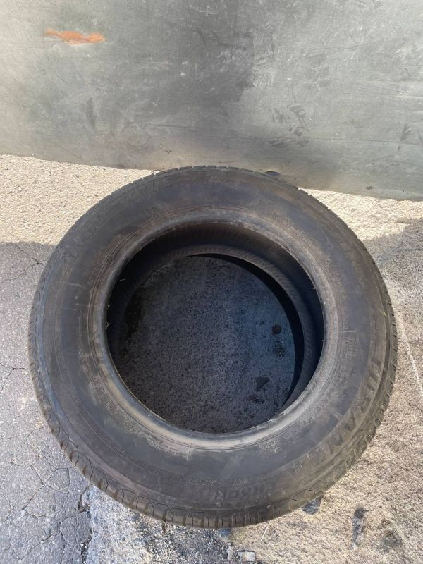Bridgestone 205/65 r15  