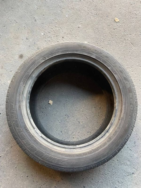 Bridgestone potenza 225/55 r19 2011p 750