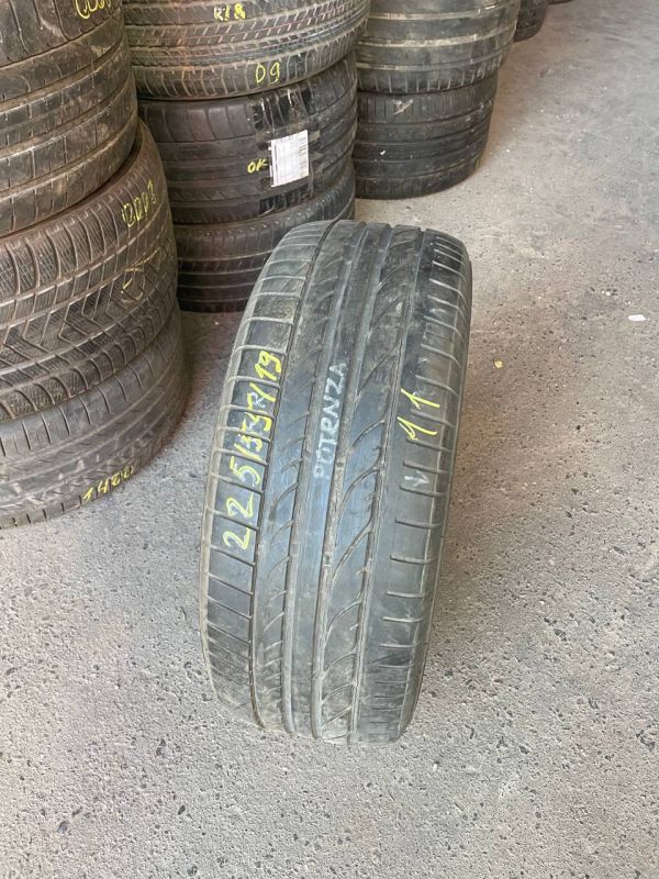 Bridgestone potenza 225/55 r19 2011p 750
