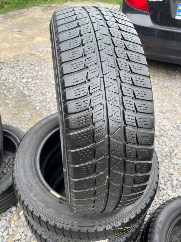 Шини комплект Falken 185/60 r15 зима гума