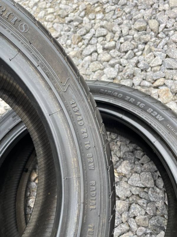 Шини Пара semperit 215/40 r16 Літо гума