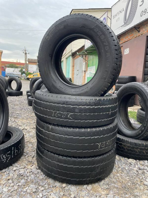 Шини Комплект continental 225/75 r16с літо гума