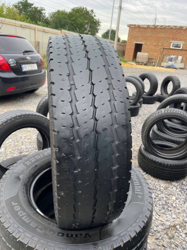 Шини Комплект continental 225/75 r16с літо гума