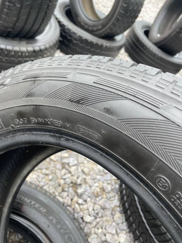 Шини Пара Hankook 215/60 r17c зима гума