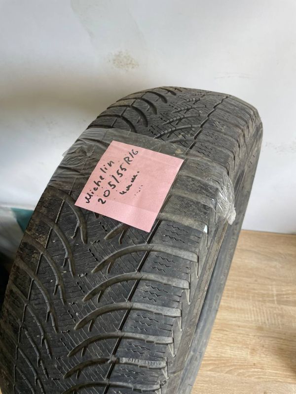 Одіночка Michelin 205/55 r16 Зима 4mm