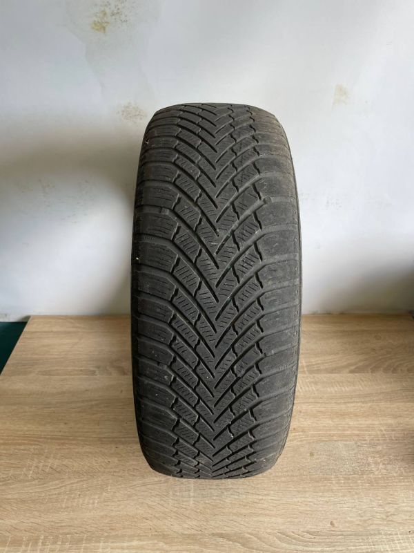 Одіночка Continental 205/55 r16 Зима 4mm