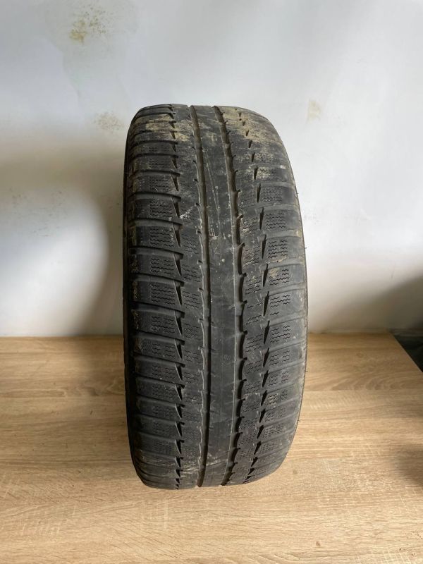 Одіночка Falken 205/55 r16 4mm 2017 Зима