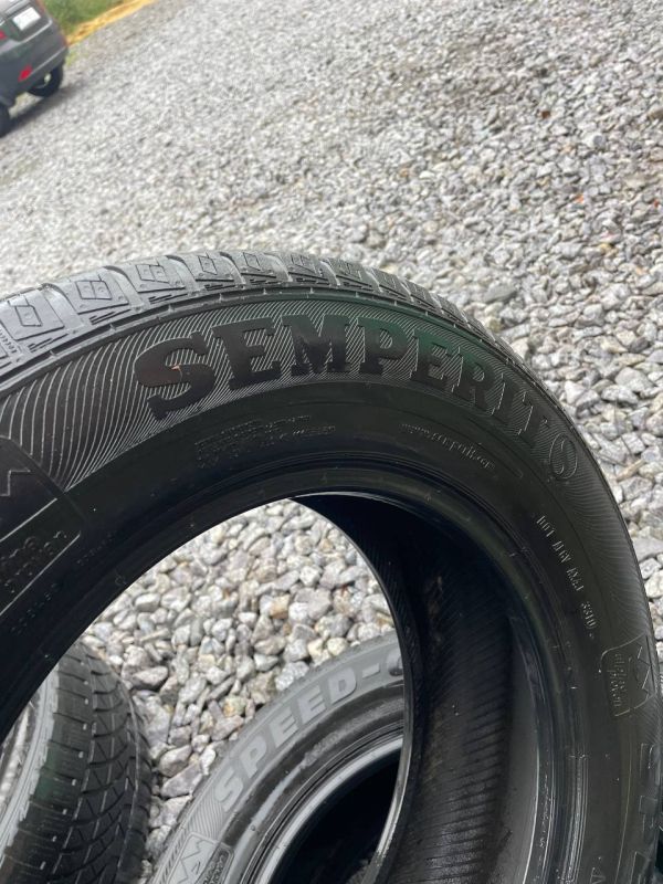 Шини пара Semperito 215/65 r16 зима Гума
