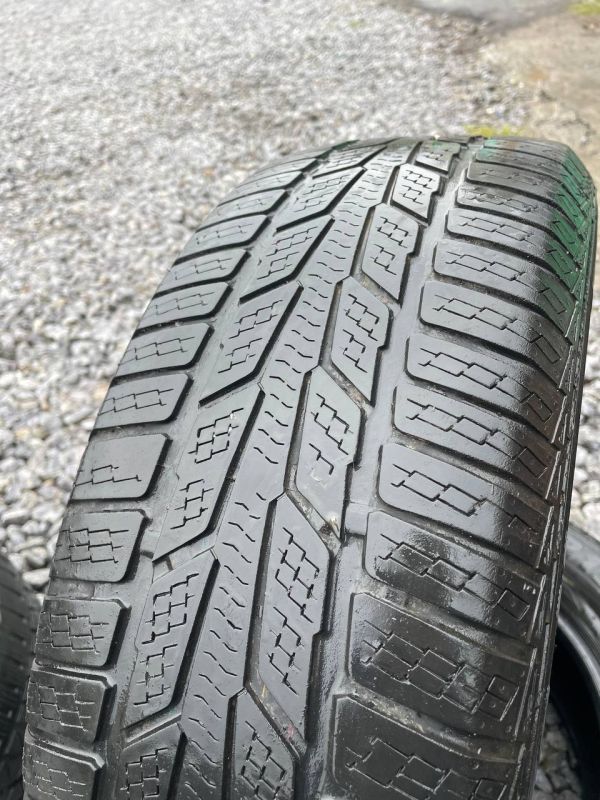 Шини пара Semperito 215/65 r16 зима Гума