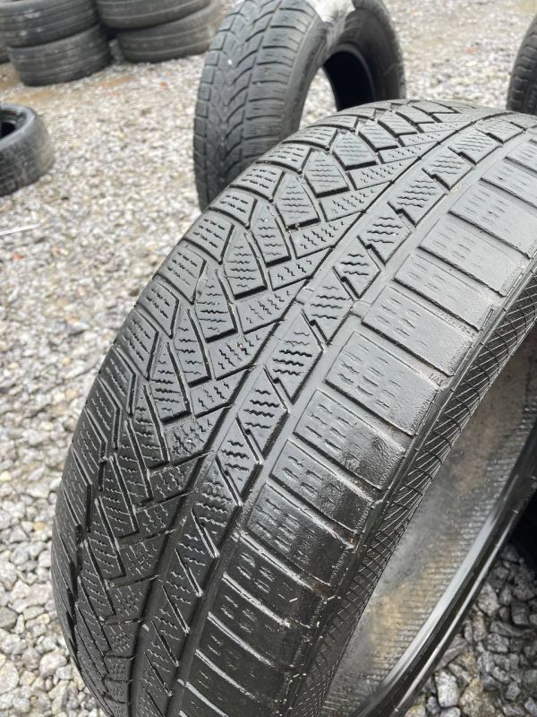 Шини пара Continental 235/45 r20 зима Гума