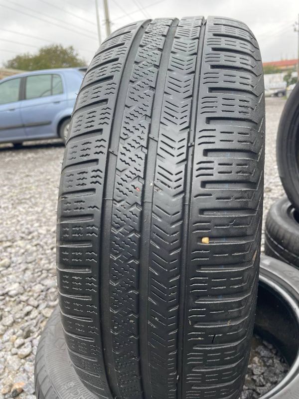 Шини пара Vredstein 205/55 r17 зима Гума