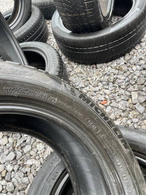 Шини пара Michelin 225/55 r16 зима Гума