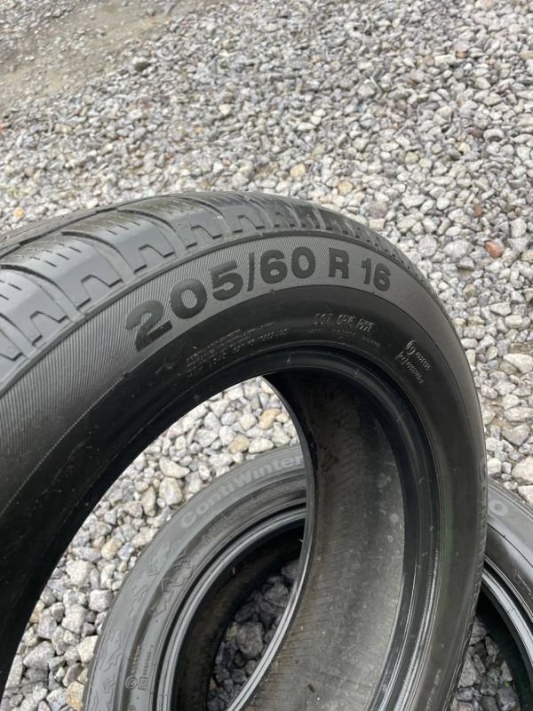 Шини пара Continental 205/60 r16 зима Гума
