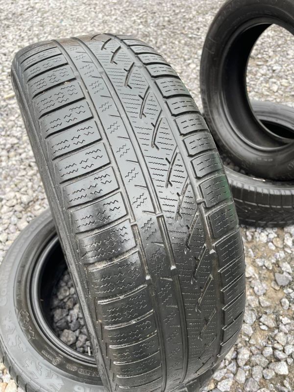Шини пара Continental 205/60 r16 зима Гума