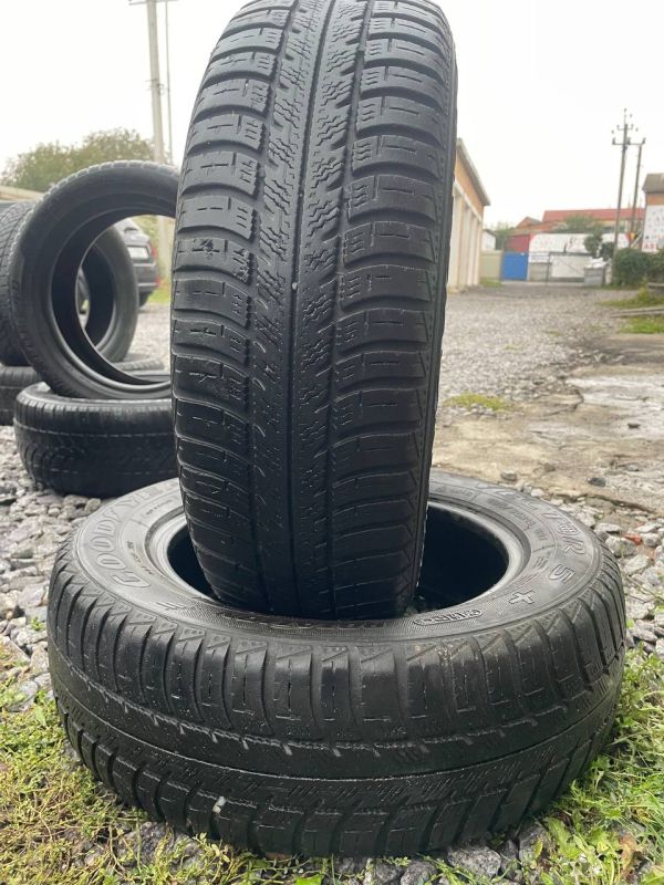 Шини пара Goodyear 185/65 r15 зима Гума