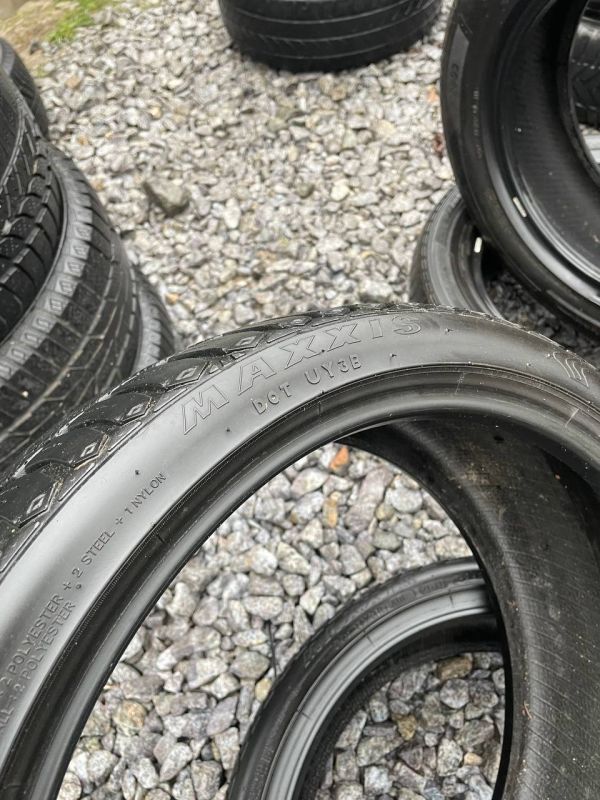 Шини пара maxxis 205/40 r17 зима Гума