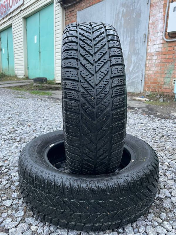 Шини пара Debica 195/60 r15 зима Гума