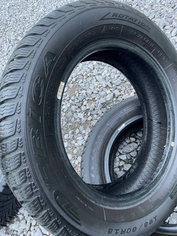 Шини пара Debica 195/60 r15 зима Гума